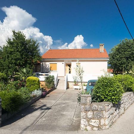 Apartment Adrijana Vrbnik Luaran gambar