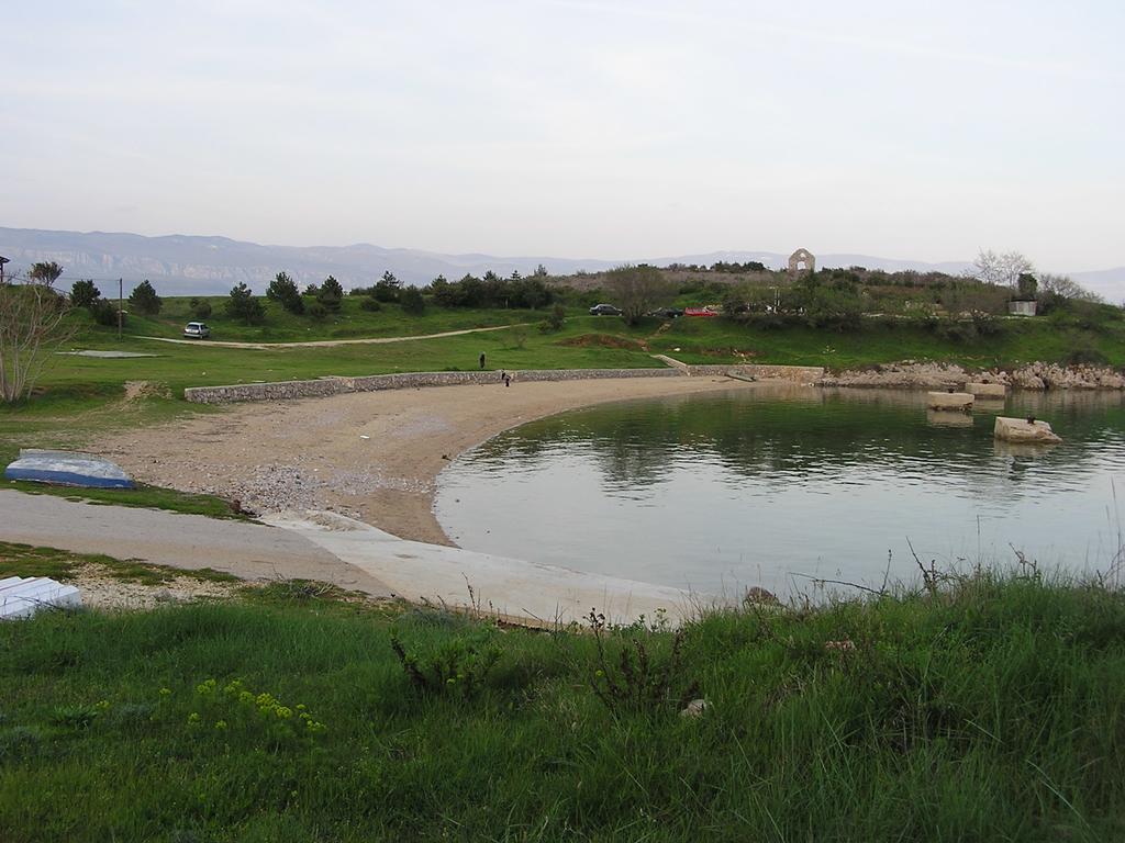 Apartment Adrijana Vrbnik Luaran gambar